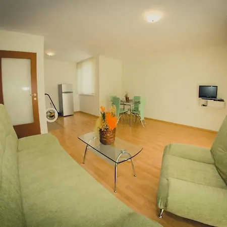 Imperial Club Apartman Szveti Vlasz