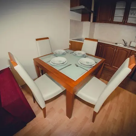 Imperial Club Apartman *